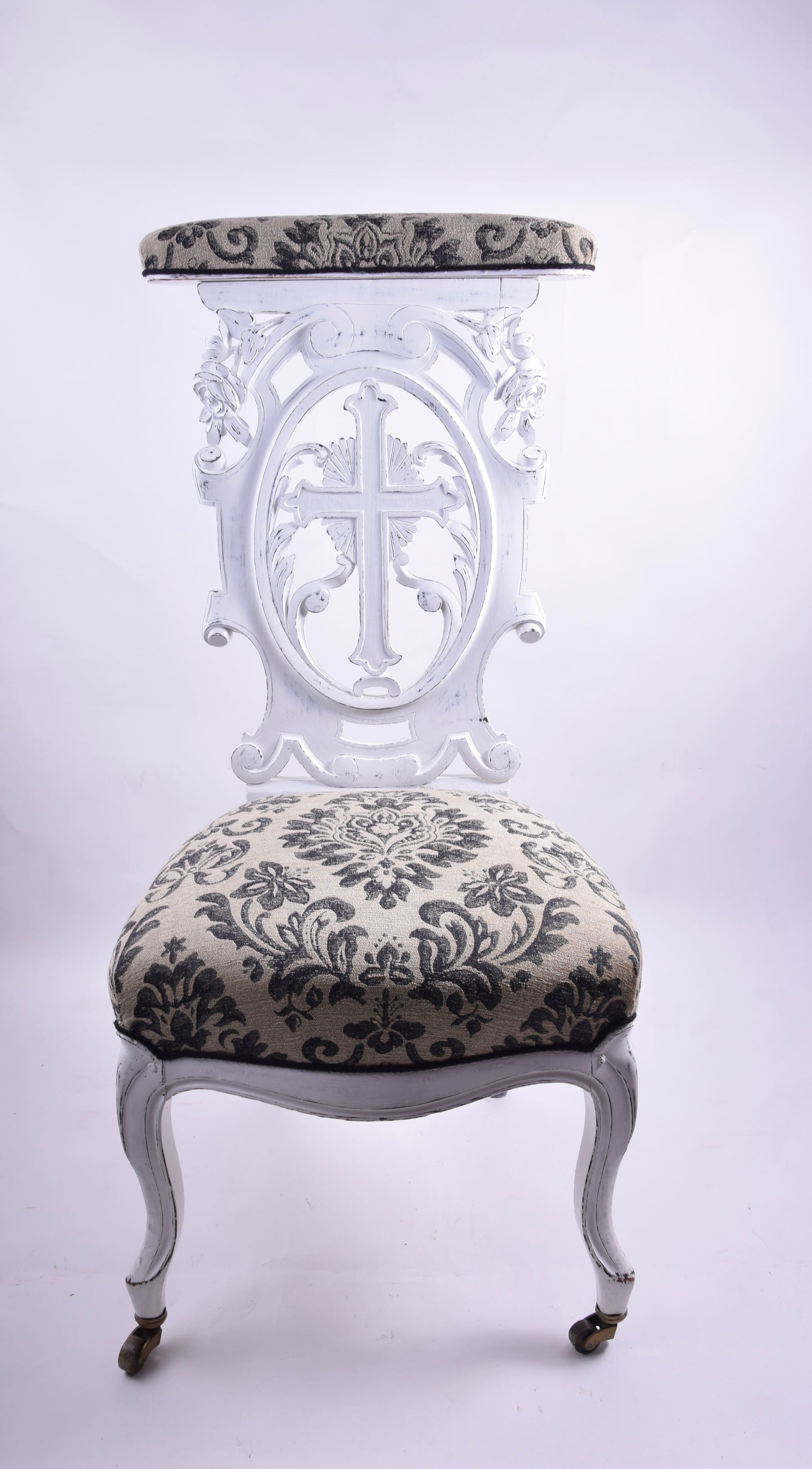 Klęcznik modlitewnik biały ozdobny XIX/XX w. 102 cm