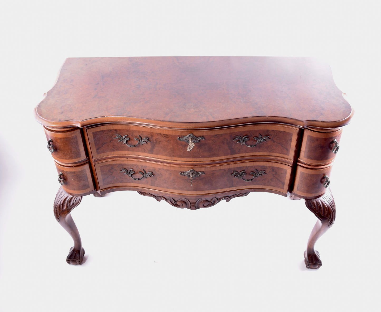 Komoda w stylu chippendale orzech 6 szuflad XX wiek 104x72x46 cm