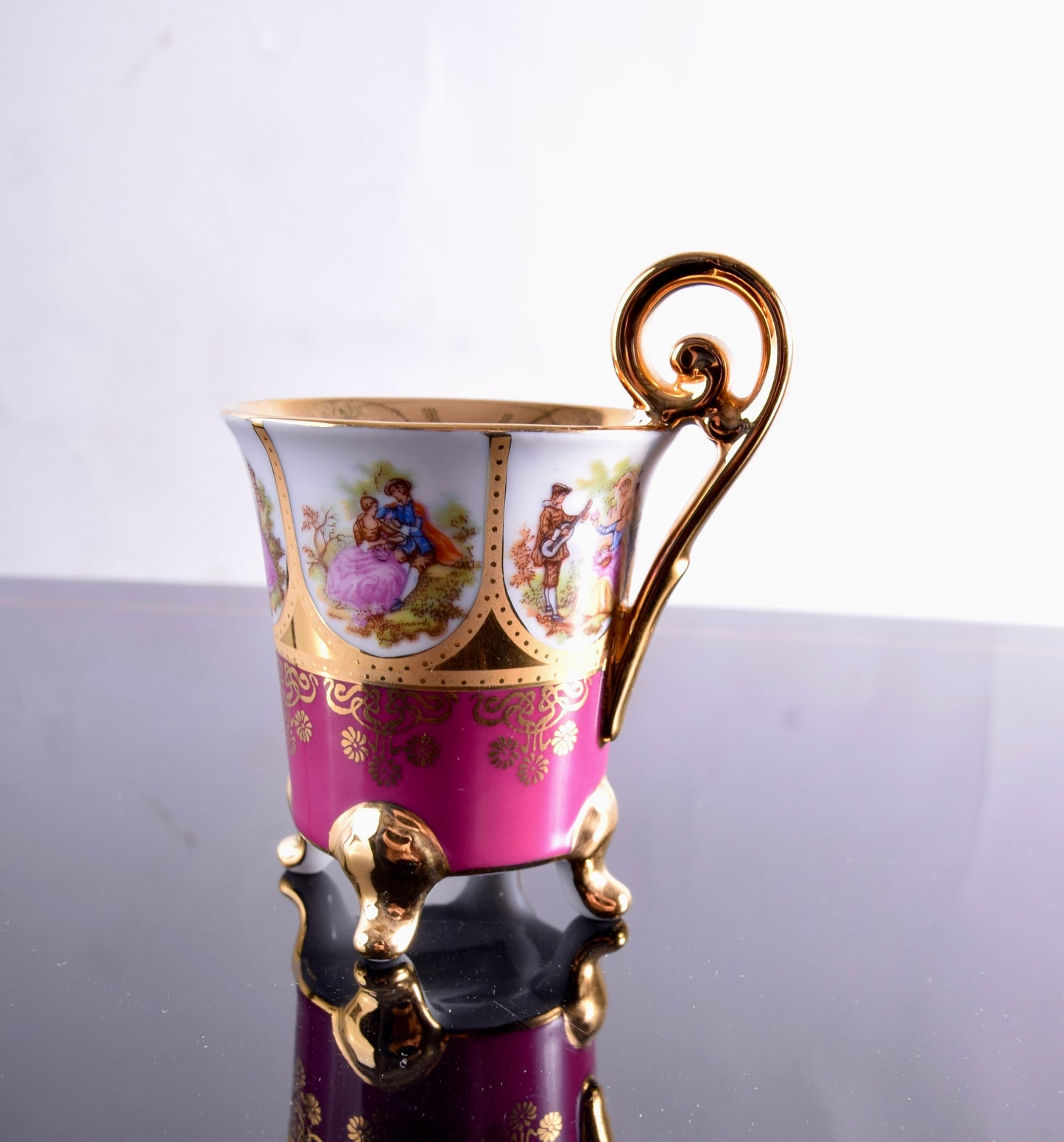 Filiżanka espresso Wiesau/Karsbad złocona bordo XX w 8.5cm