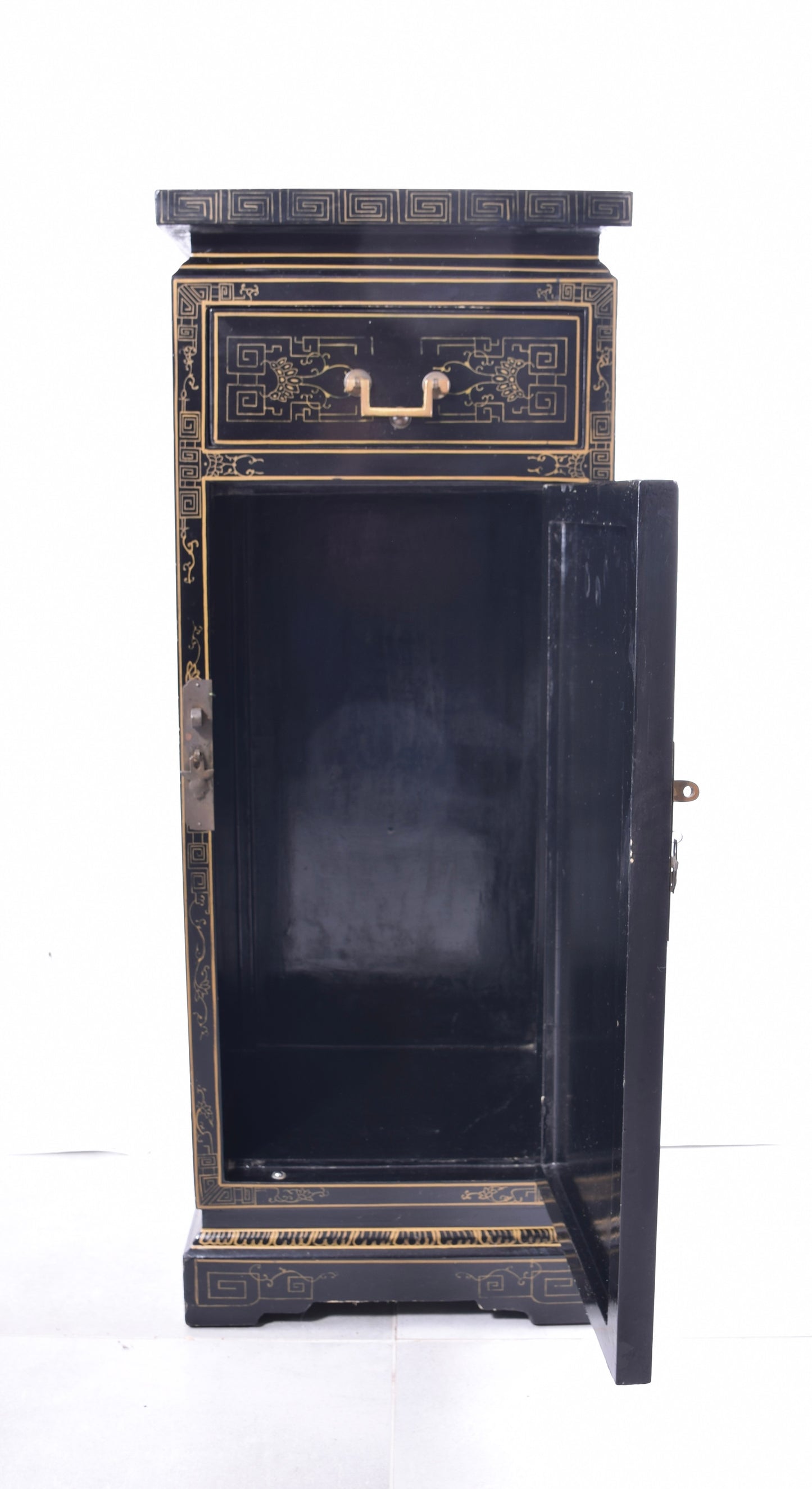 Sztuka Chin komoda słupek z ptakami i kwiatami czarna zgrabna 88x34x29 cm