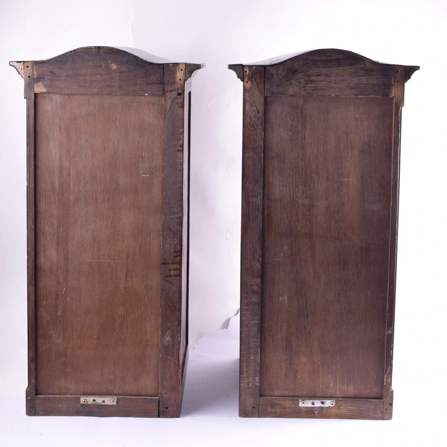 Para wiszących szafek z fazowanym szkłem ok. 1900–1925 78x38x36cm
