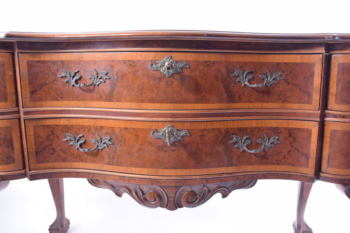 Komoda w stylu chippendale orzech 6 szuflad XX wiek 104x72x46 cm