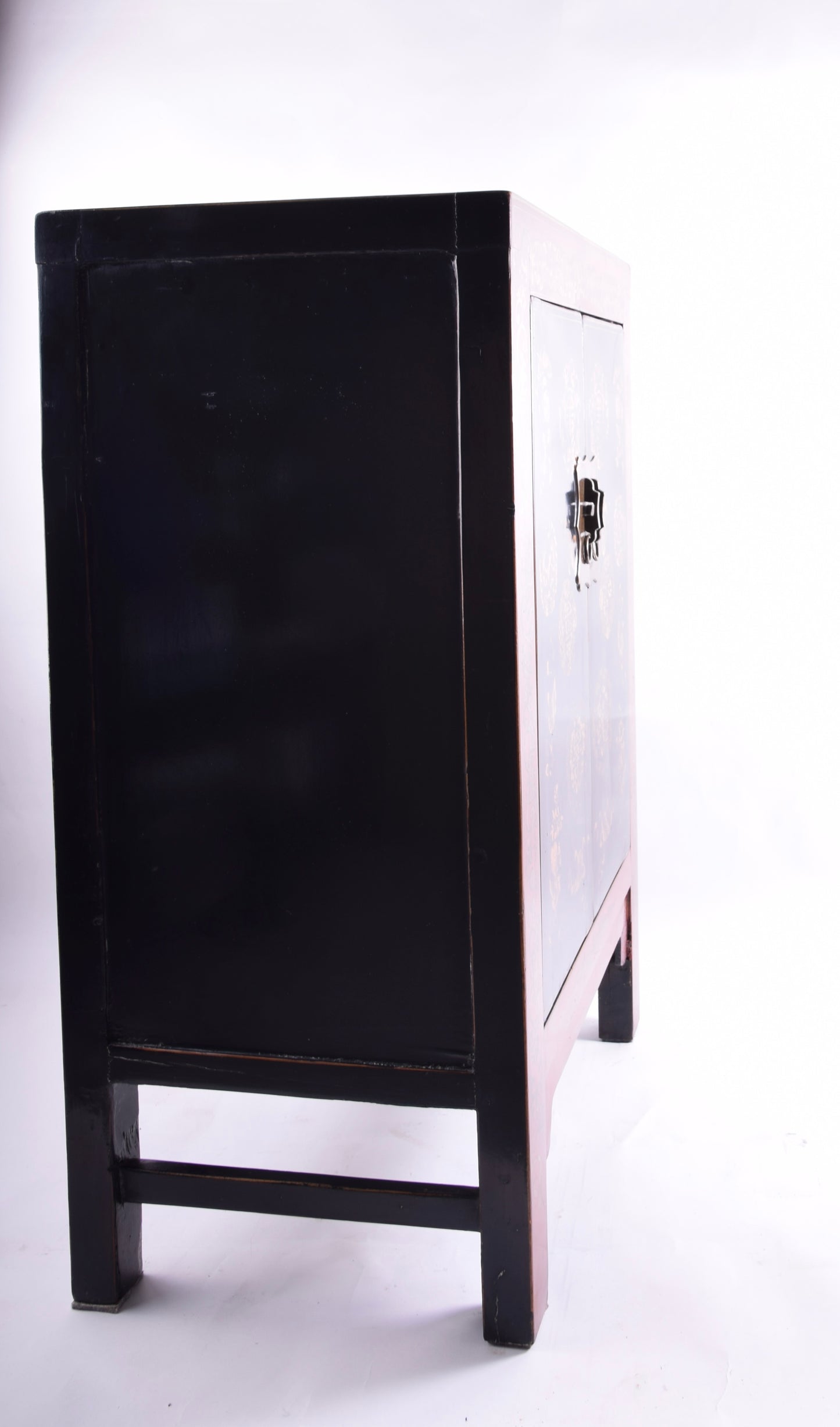Sztuka Chin prosta komódka z pięknie zdobionym frontem 85x58x37 cm