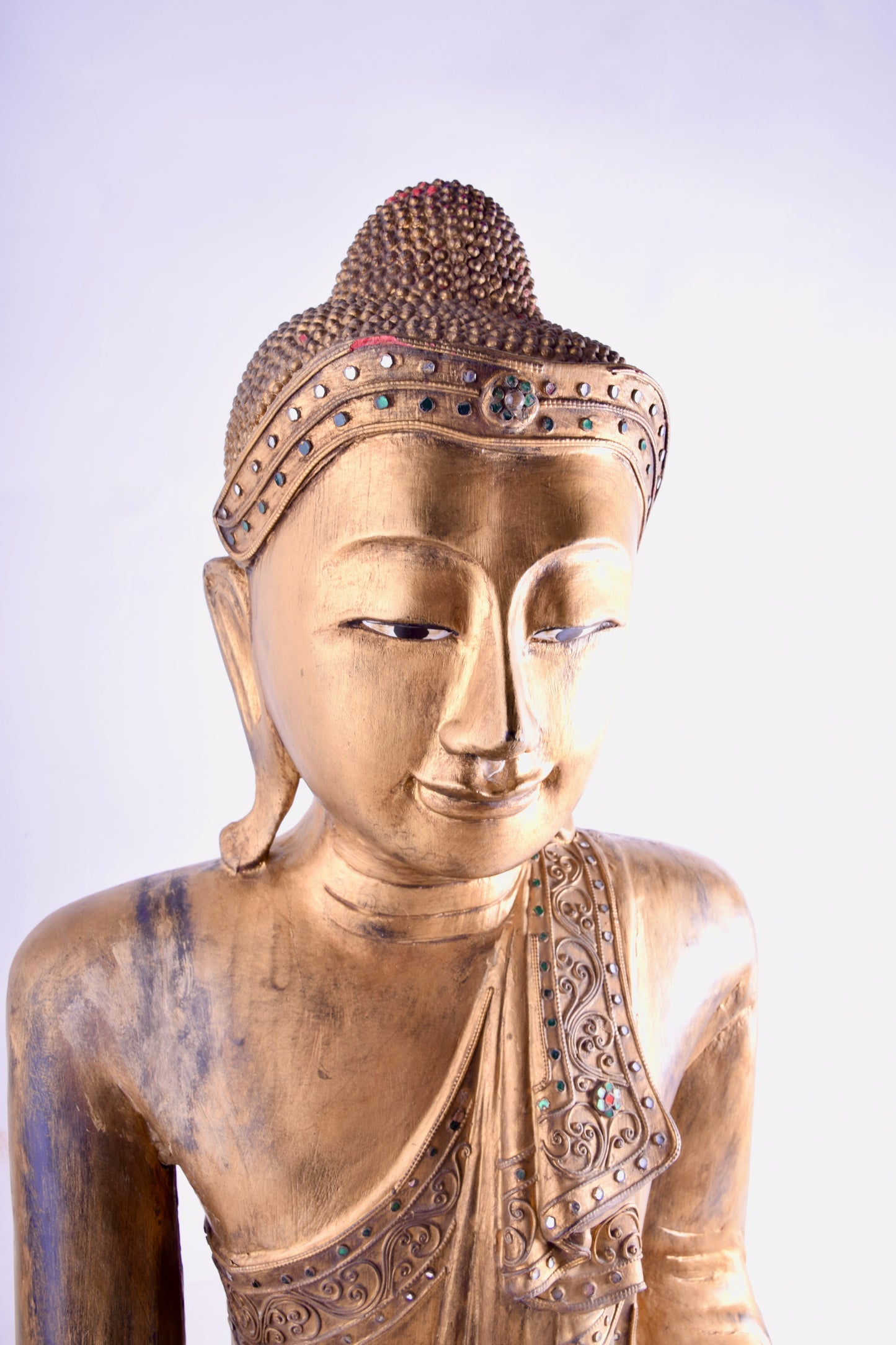 Budda siedzący złoty pięknie zdobiony drewno imponujący XX w 76x66x42 cm