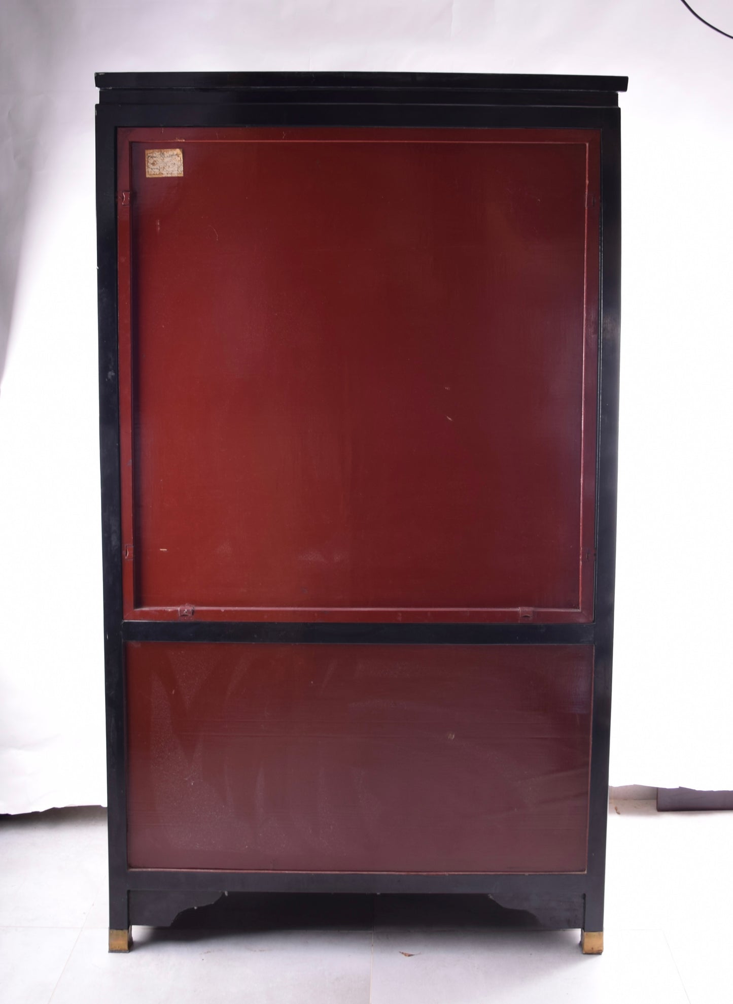 Sztuka Chin witryna malowana z ptakami i kwiatami czarna 172x100x42 cm