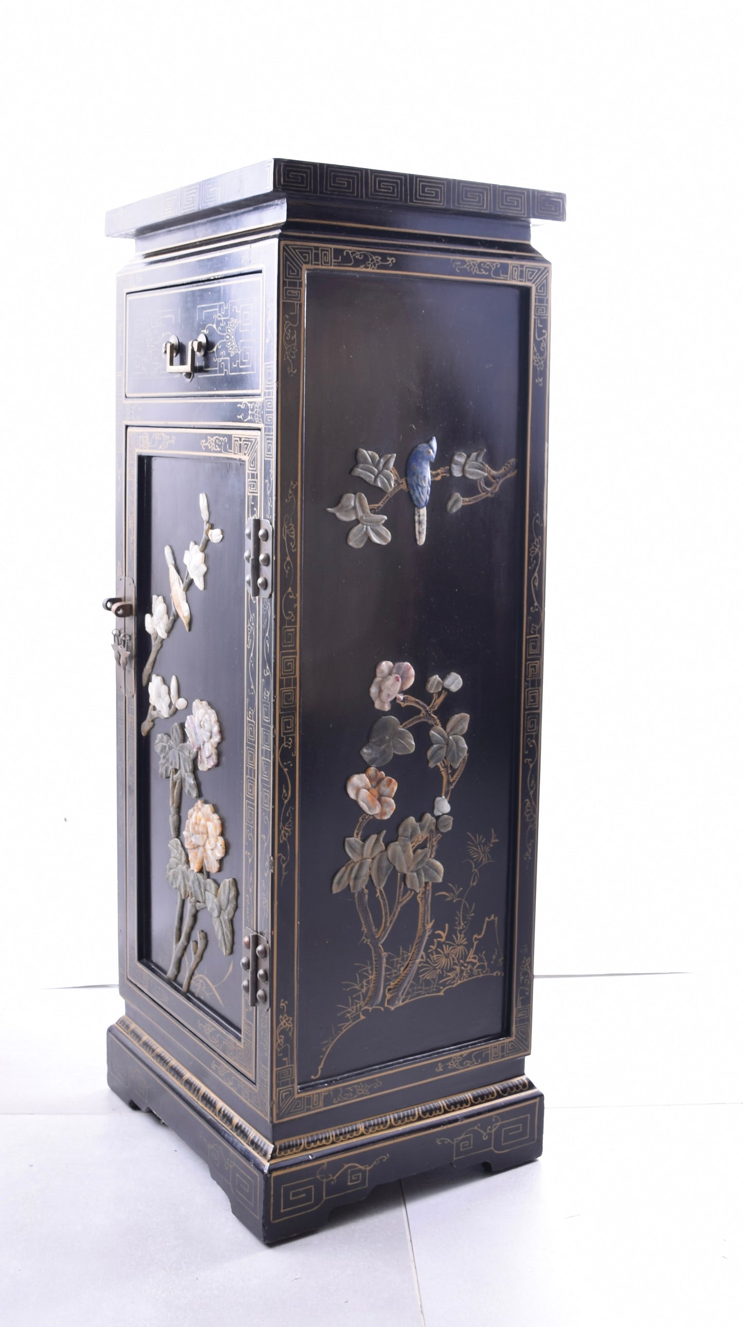 Sztuka Chin komoda słupek z ptakami i kwiatami czarna zgrabna 88x34x29 cm