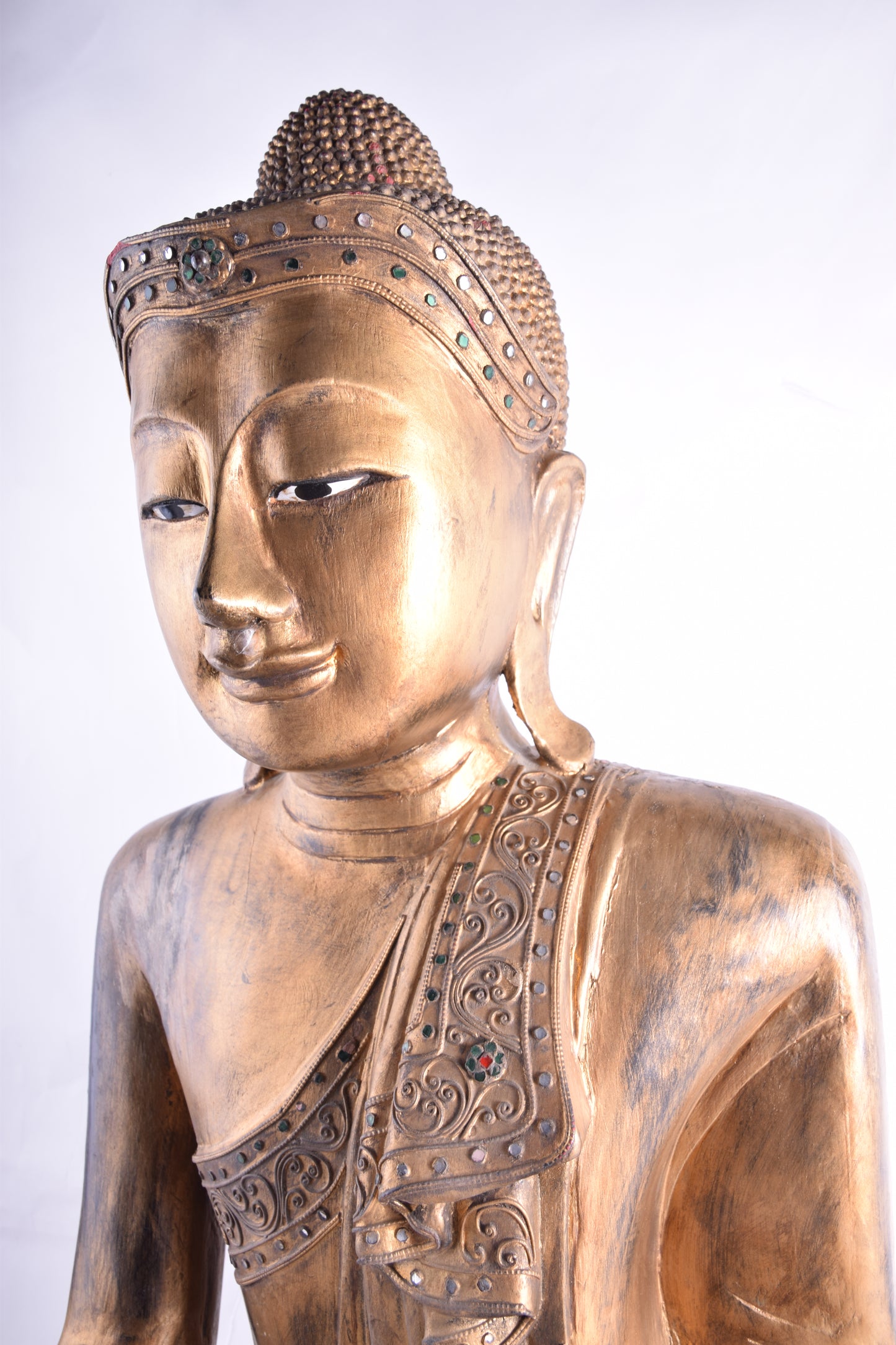 Budda siedzący złoty pięknie zdobiony drewno imponujący XX w 76x66x42 cm
