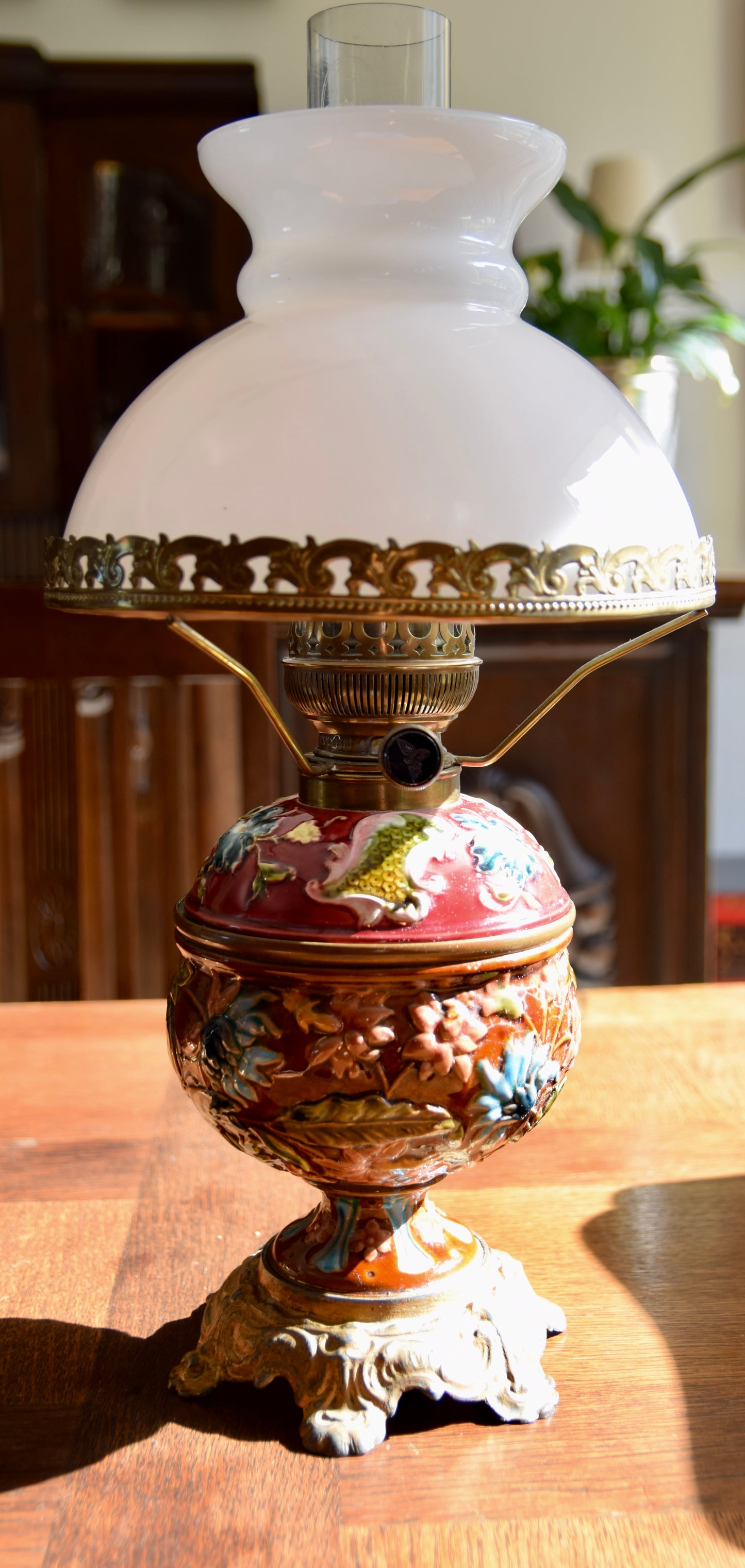 Antyczna lampa naftowa z majoliki – Kaestner & Tobbelmann 50 cm 1900 rok
