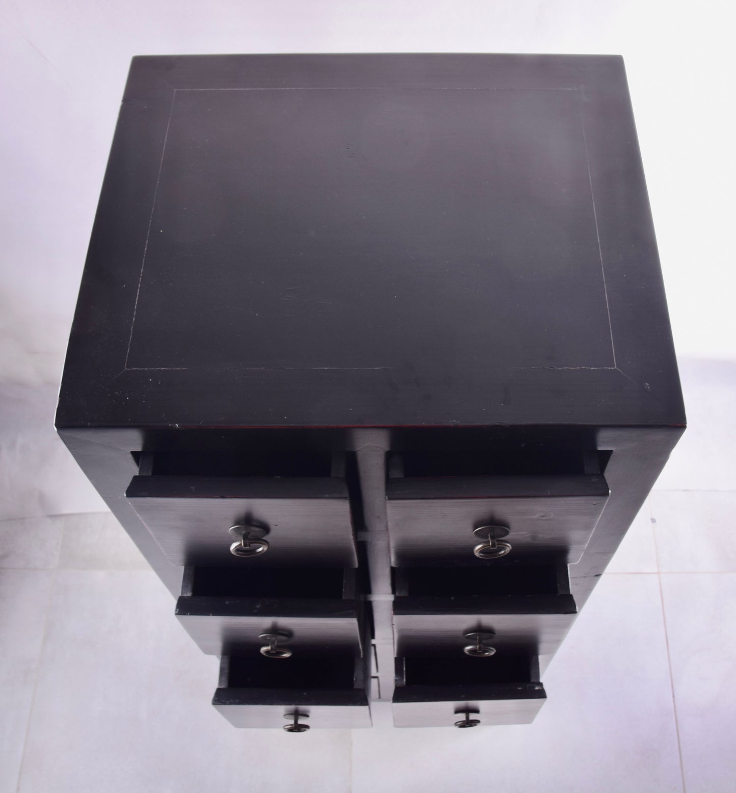Sztuka Chin smukła komoda 10 szuflad czarna XXw 116x47x40cm