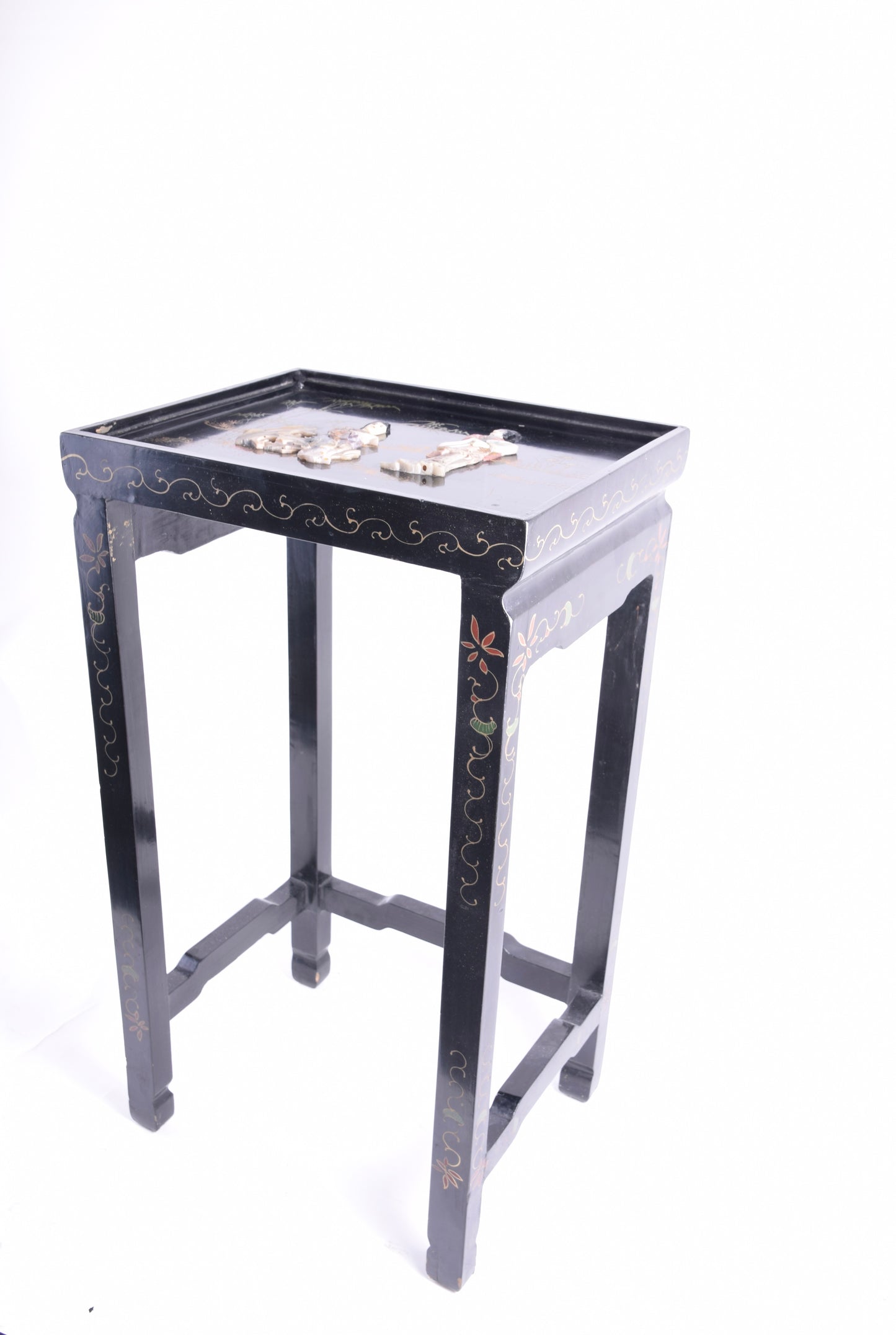 Stolik orientalny z dekoracją figuralną 55x30x24 cm