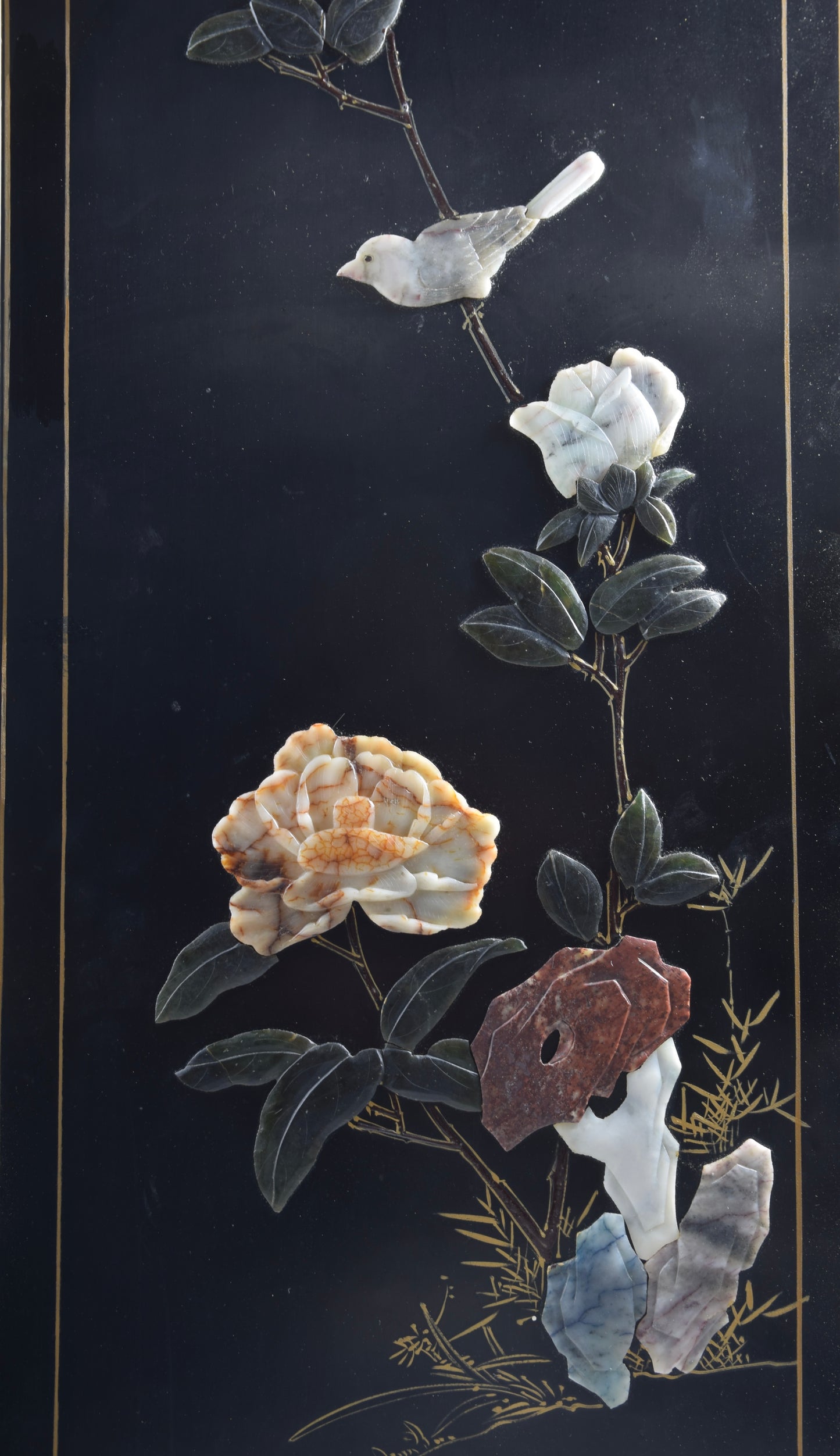 Chińska komoda dekoracyjna bogato zdobiona XX wiek 105x69x35cm