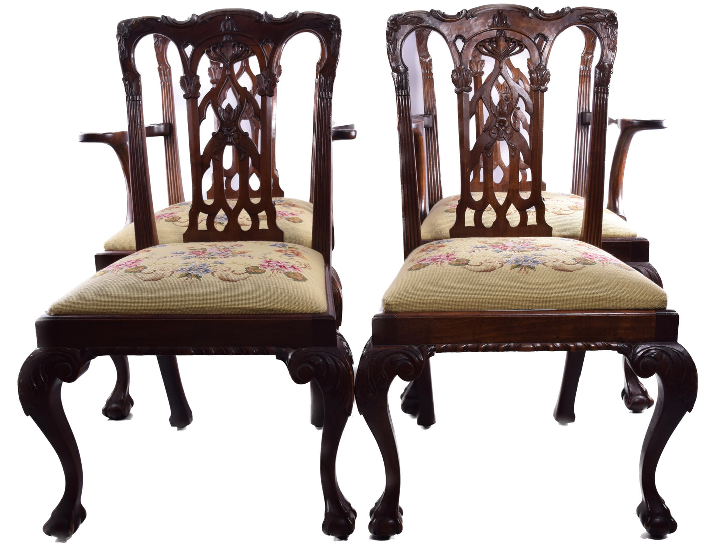4 krzesła rzeźbione 2+2 w stylu Chippendale połowa XX w 100x70x60 cm