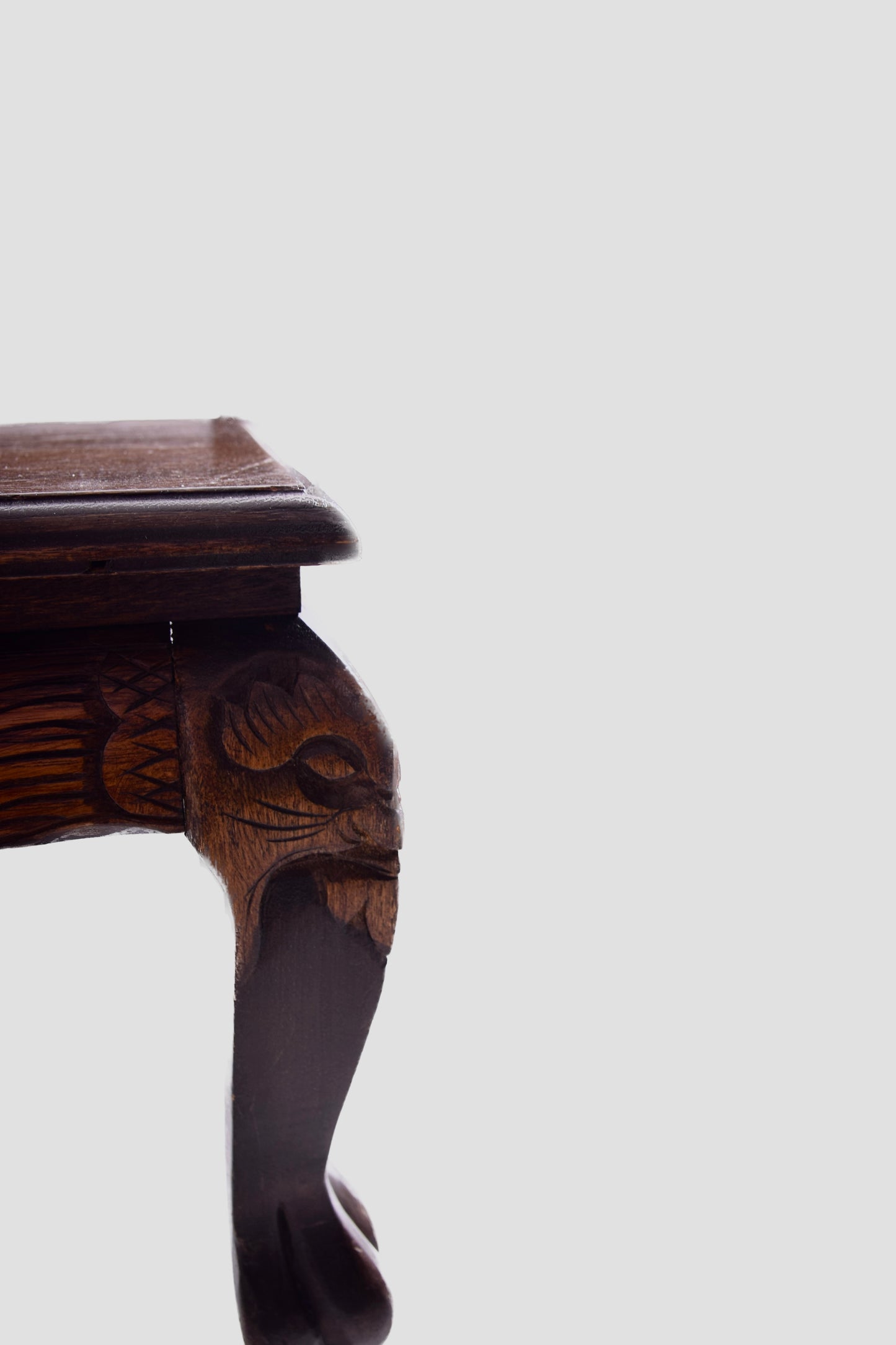 Rzeźbiony stół orientalny z szybą + 6 wsuwanych taboretów 130x80x48 cm