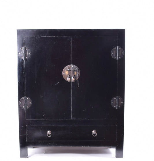 Sztuka Chin czarna komoda prosta zgrabna 2015rok w 85x70x35cm