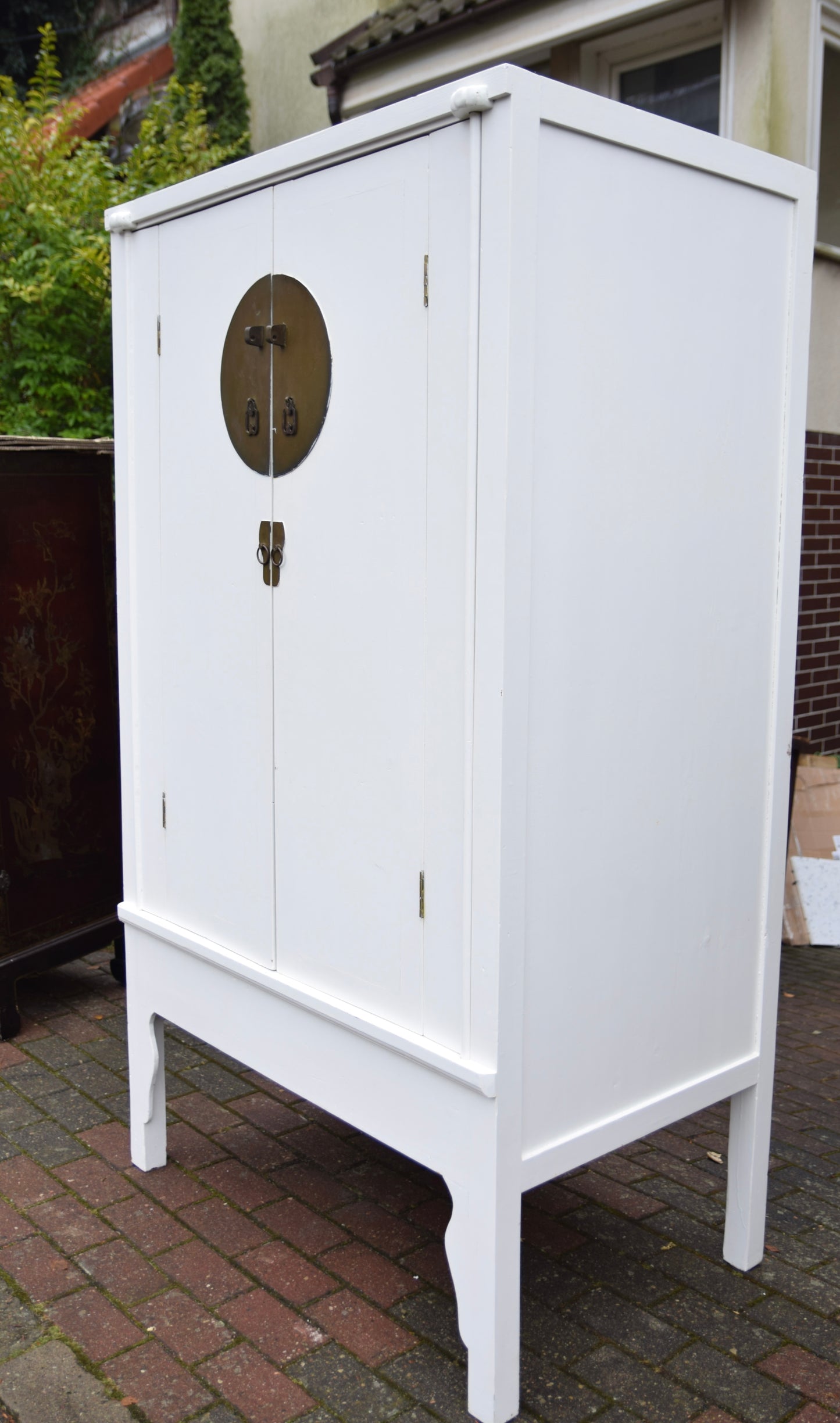 Szafa chińska typu wedding cabinet biała 180x104x64 cm II poł XXw