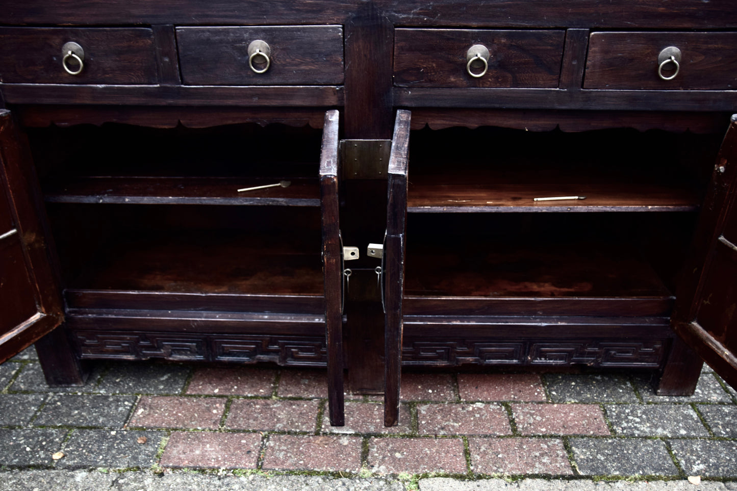 Komoda chińska dwusekcyjna z 4 szufladami i dwoma drzwiczkami 144x86x54cm