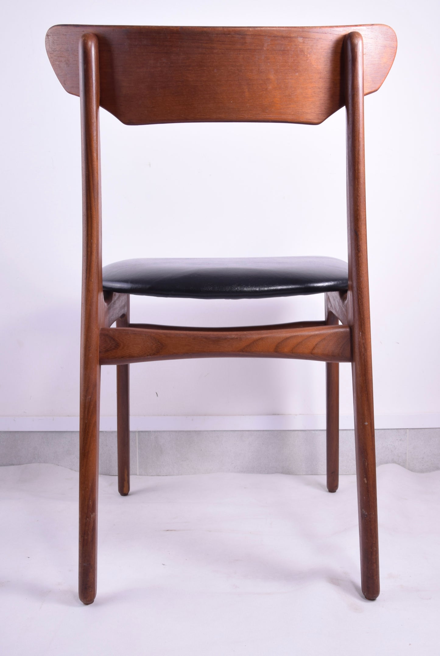 Zestaw 8 krzeseł duńskich Schøning & Elgaard Teak lata 60 76x46x46 cm