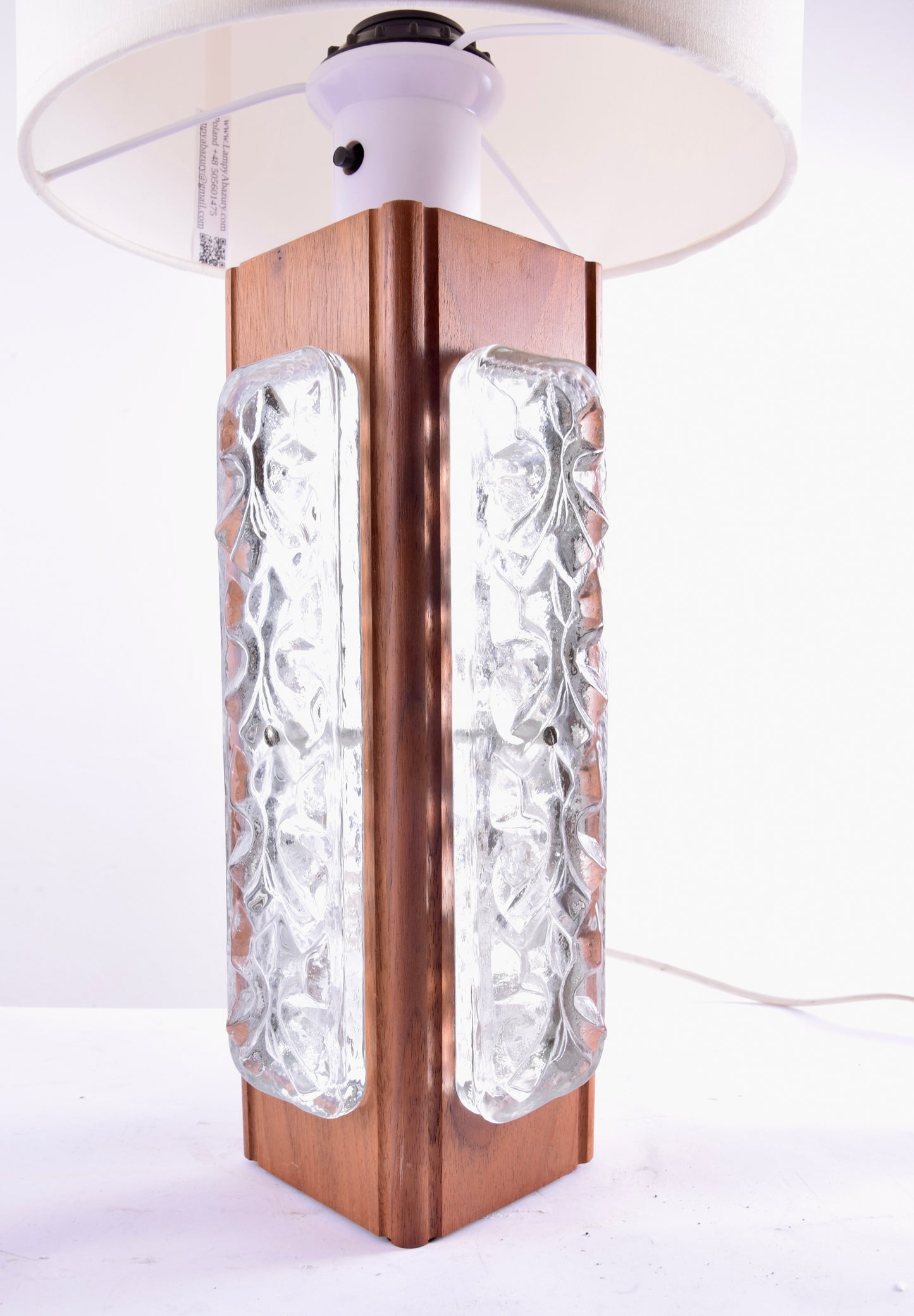 Skandynawska lampa stołowa teak & szkło strukturalne | lata 60/70 | 54 cm