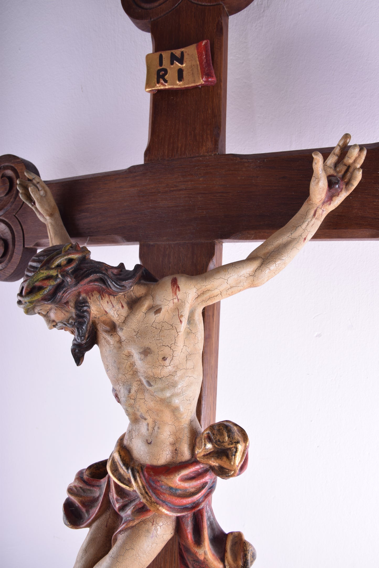 Chrystus na krzyżu z ciekawą historią duży XX wiek 100x57 cm