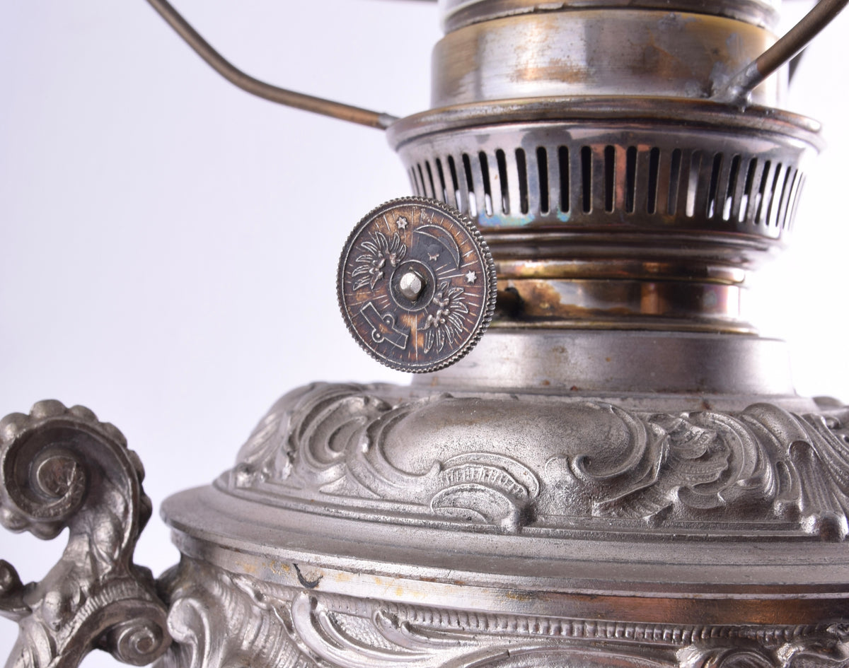 Zabytkowa Lampa Naftowa Carl Holy Berlin Neorenesans XIX w. 56x25 cm