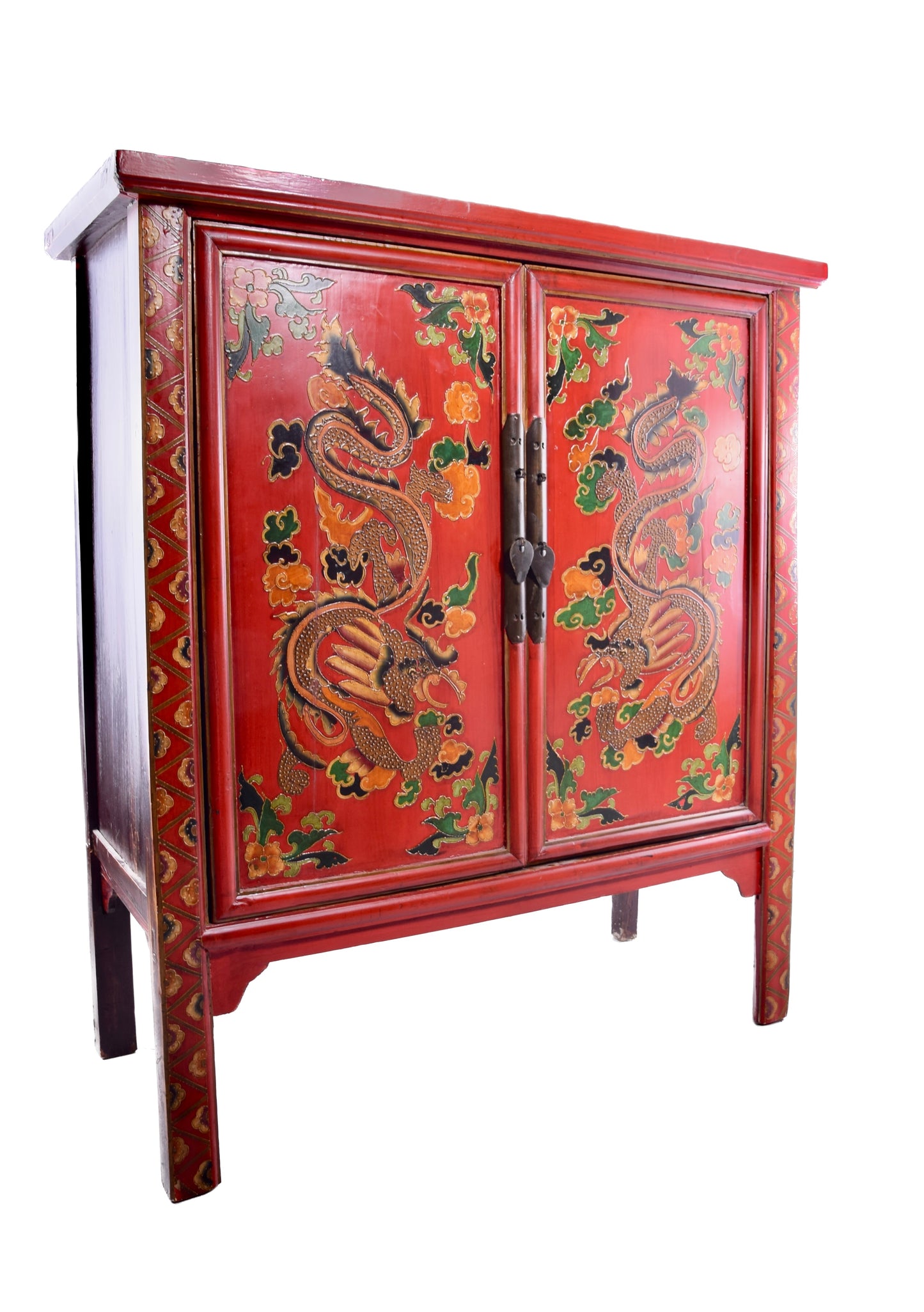Chińska komoda w czerwieni ze smokami region Shanxi/Tybet, XX w 110x96x40