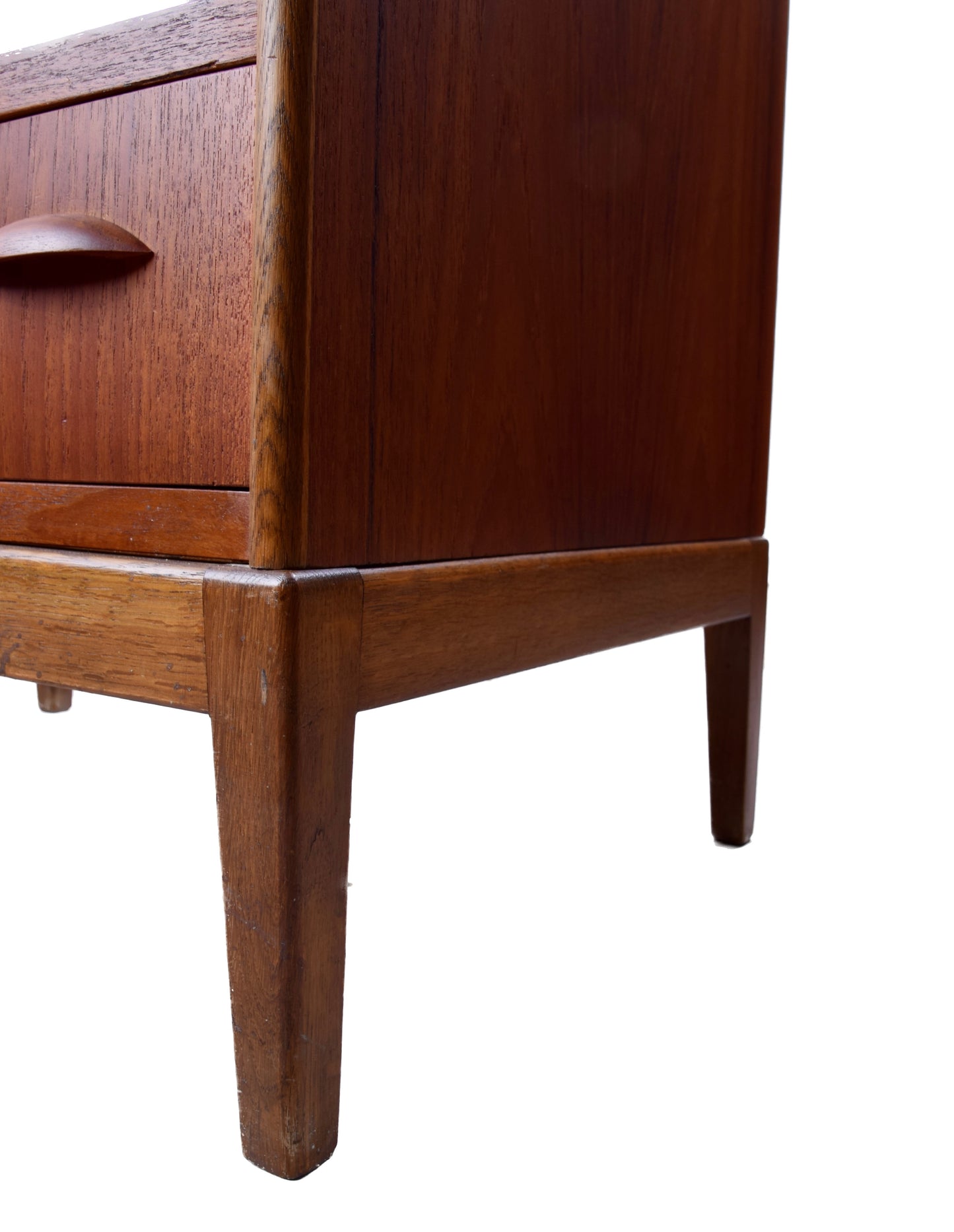 Duńska komoda teak – Danish Modern – lata 60 – 6 szuflad 103x64x43cm