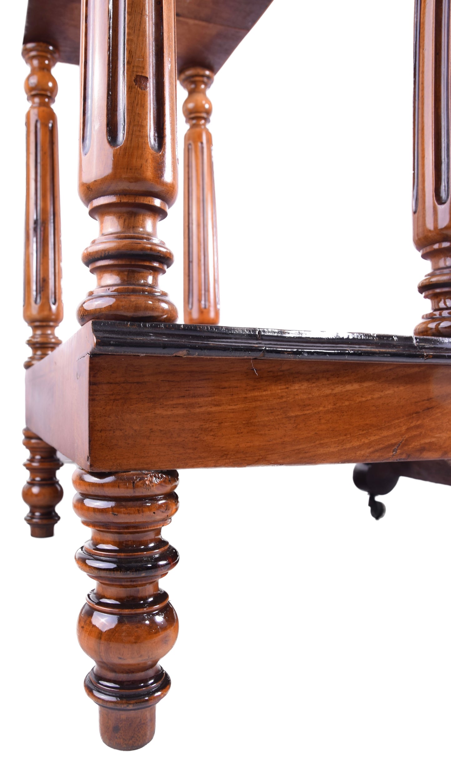 Klęcznik neobarokowy (prie-dieu) Europa ok. 1860–1880 orzech 122x60x70cm