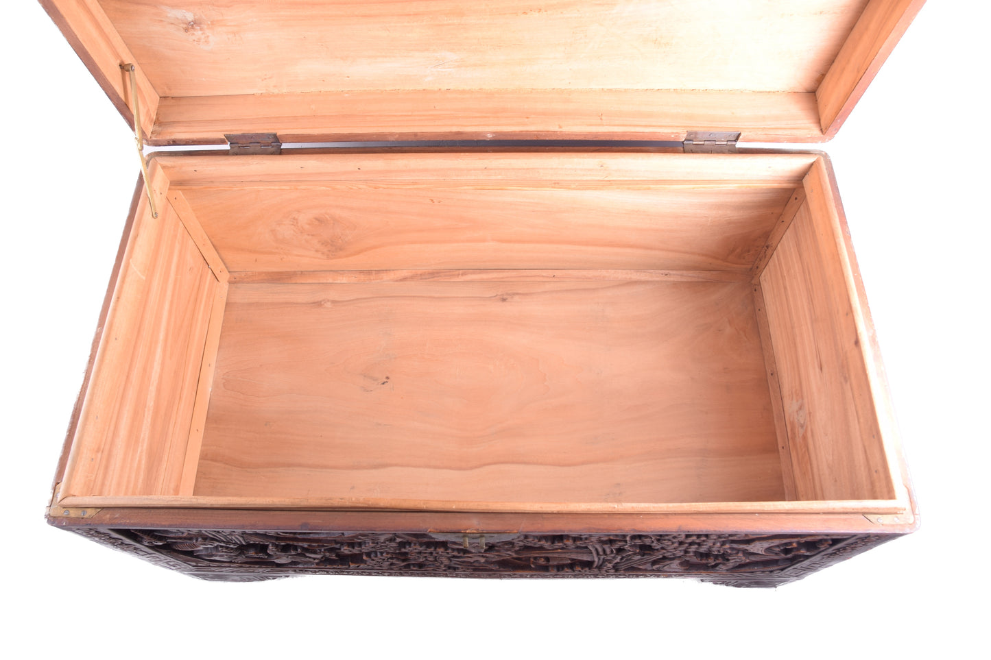 Sztuka Chin skrzynia w scenę z wojownikami cała rzeźbiona kamfora 102x58x54