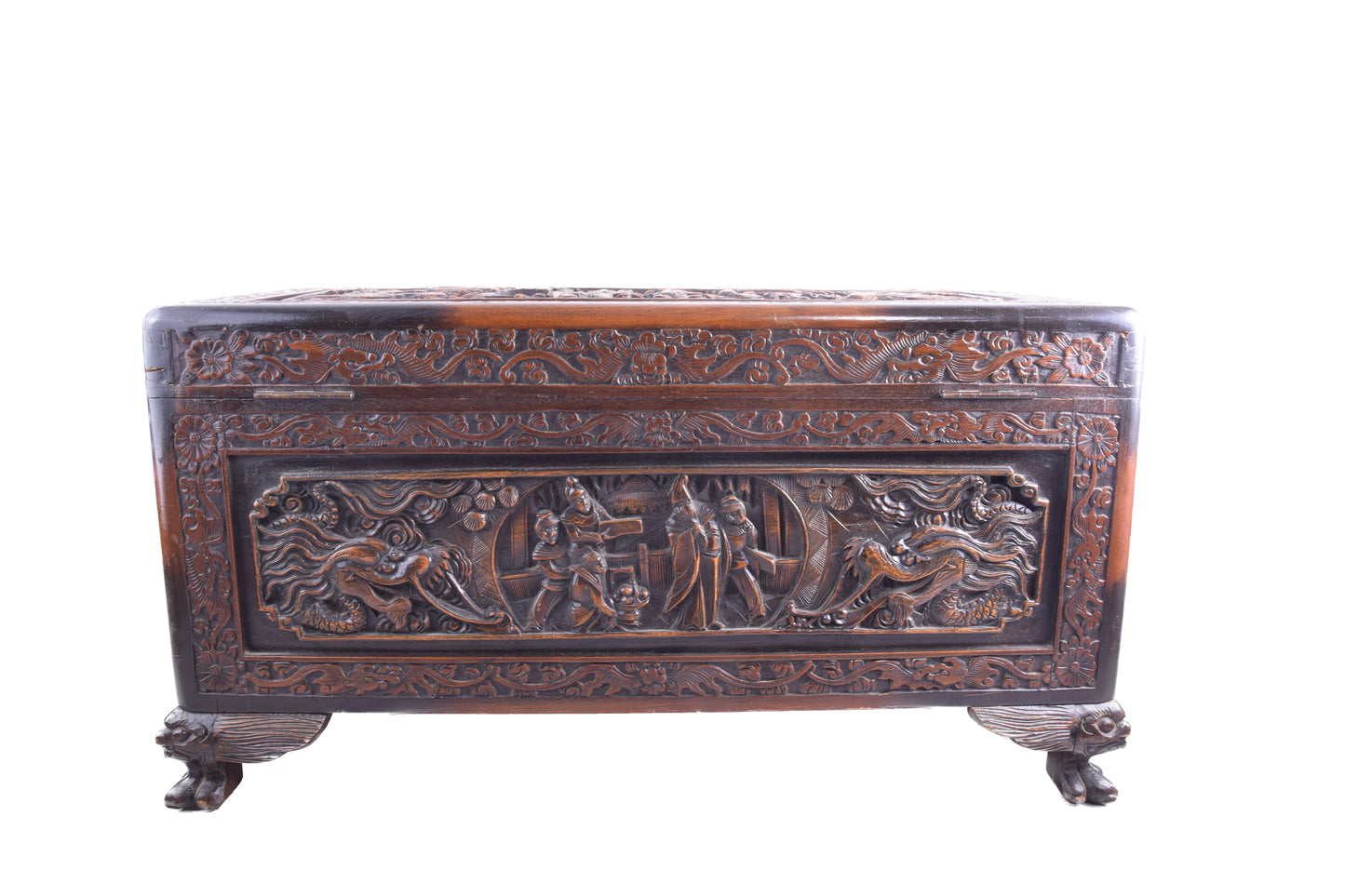 Chińska skrzynia rzeźbiona w smoki – ręczna praca XX w. 82x44x36 cm