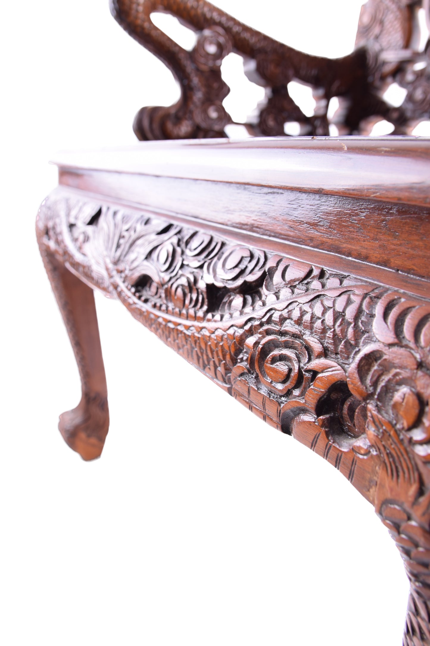 Para chińskich rzeźbionych foteli w smoki styl Qing IIpoł XX w 107x65x55 cm