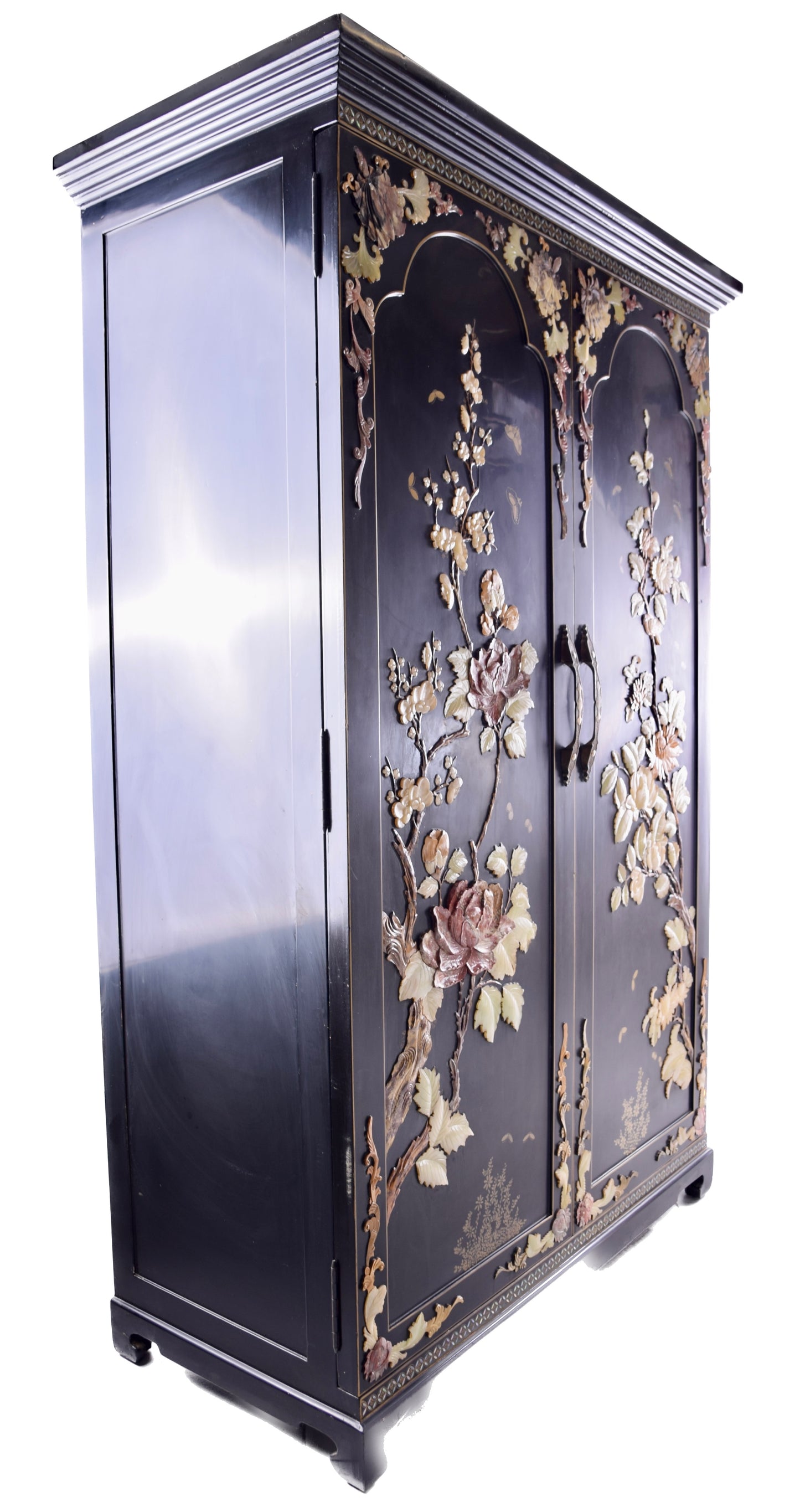 Chiny Pięknie zdobiona szafa z półkami relief kwiatowy średnia 146x96x45 cm